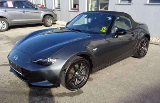 Mazda MX-5 G130 Attraction